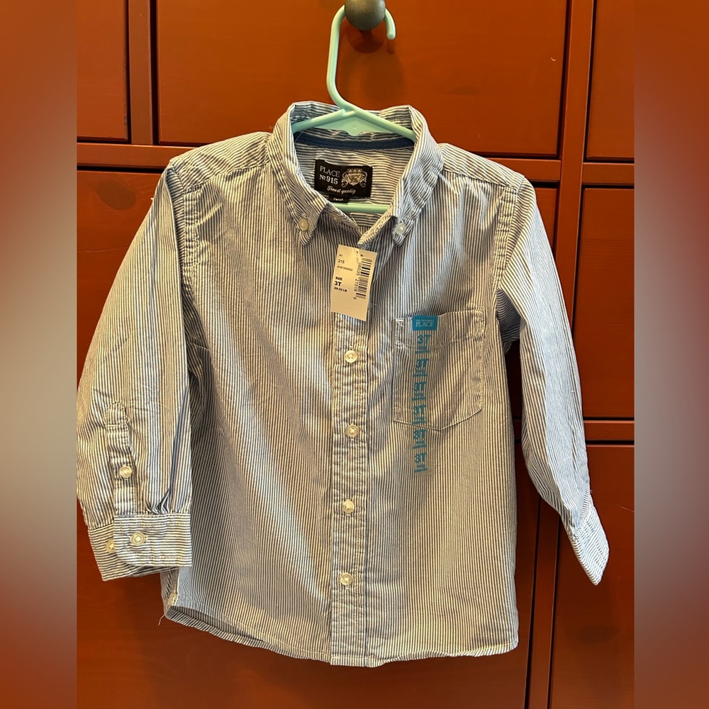 Boys size 3T NEW Children’s Place Blue stripped button up. Adorable!